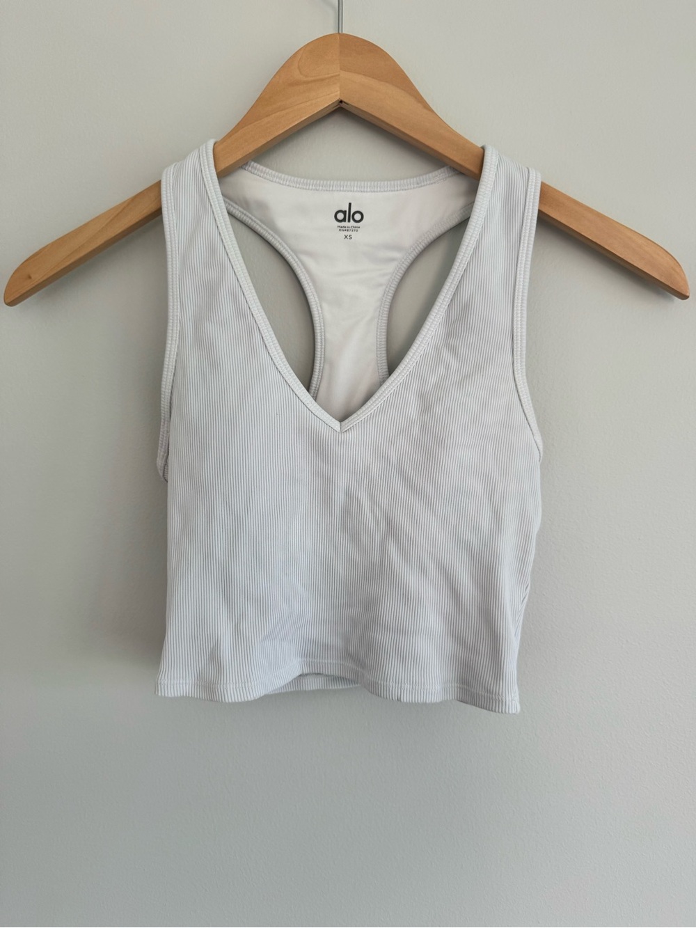 Alo Yoga Goddess Ribbed Cropped Racerback Tank - White - Picture 3 of 4